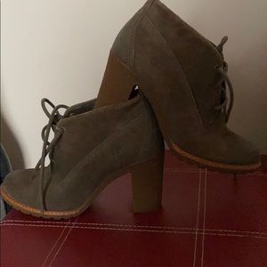 Womans Timberline Booties